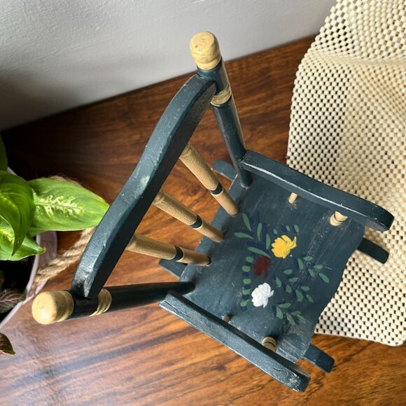 Wooden Toy Doll Rocking Chair Doll Furniture Hand Painted 10-3/4" Tall - Picture 12 of 15
